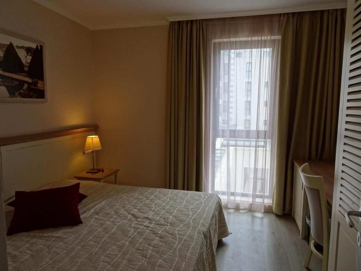 Private Apartments In White Rock Castle Balcsik Kültér fotó