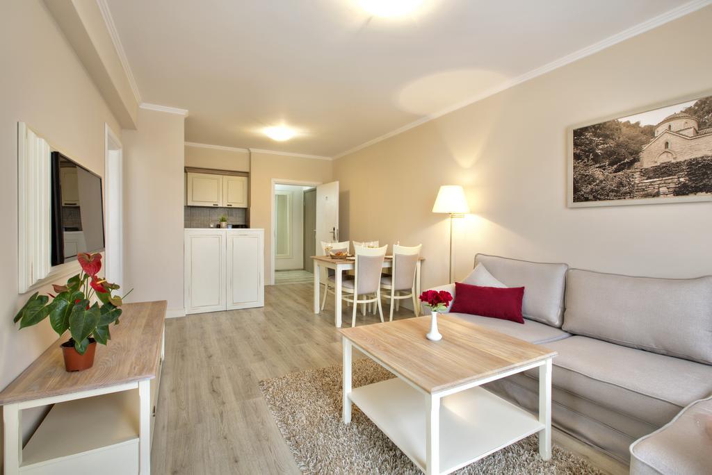 Private Apartments In White Rock Castle Balcsik Szoba fotó