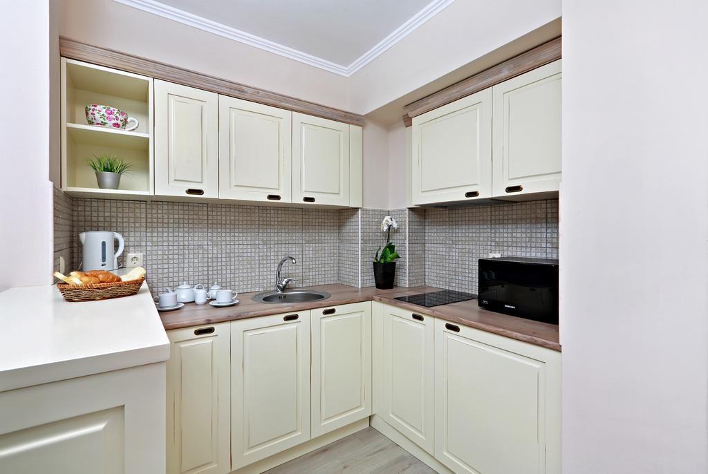 Private Apartments In White Rock Castle Balcsik Szoba fotó
